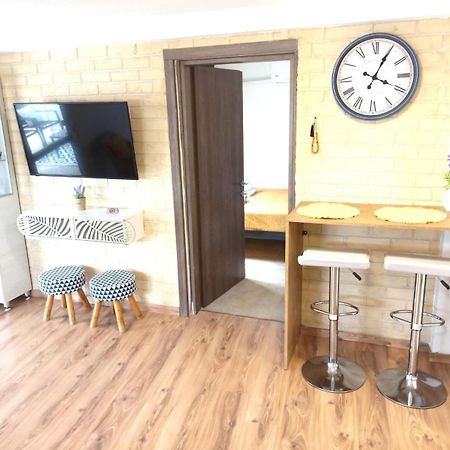 Renovated Loft Near The Center Daire Kandiye Dış mekan fotoğraf