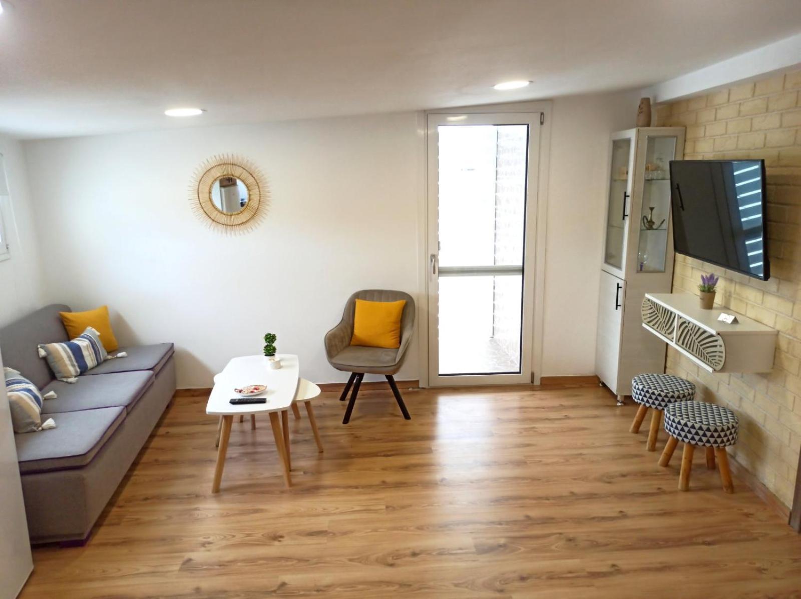 Renovated Loft Near The Center Daire Kandiye Dış mekan fotoğraf